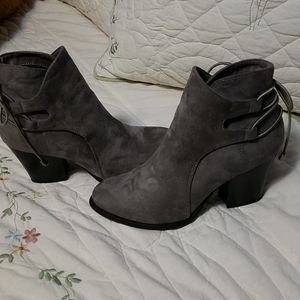 Dirty Laundry Suede booties